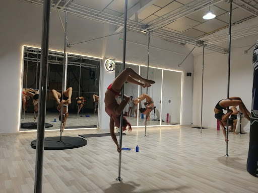 Imagen del negocio Charlot Aerial Art en Granada, Granada