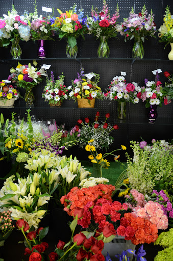 Florist «Country Squire Florist, Inc.», reviews and photos, 9601 Shelbyville Rd, Louisville, KY 40223, USA