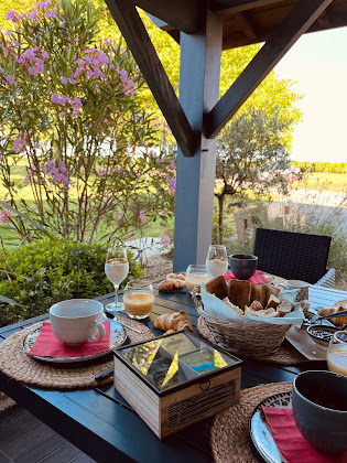 Plats et boissons Chambre d'hôtes Château Canteloup 33880 Saint-Caprais-de-Bordeaux