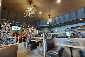 Kristall's Restaurant & Lounge image