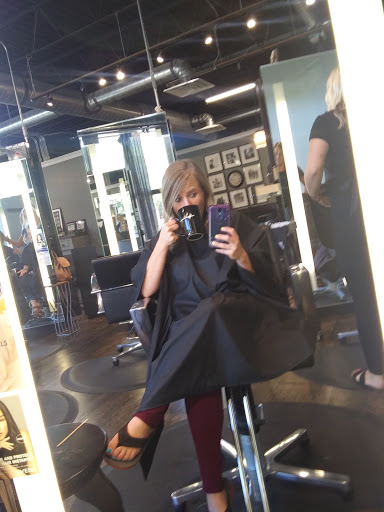 Hair Salon «Revive Salon», reviews and photos, 2225 4th St, White Bear Lake, MN 55110, USA