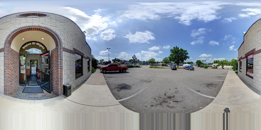 Liquor Store «House of Wines & Liquors Off», reviews and photos, 1225 Vermillion St, Hastings, MN 55033, USA