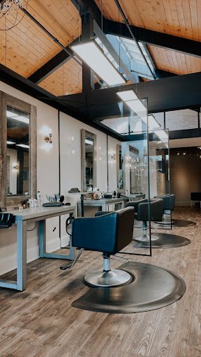 Hair Salon «Niki Moon Salon & Spa», reviews and photos, 1100 N Sherman Ave #108, Naperville, IL 60563, USA