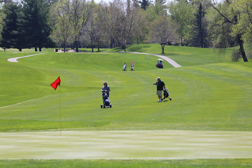 Golf Course «Dwan Golf Club», reviews and photos, 3301 W 110th St, Bloomington, MN 55431, USA