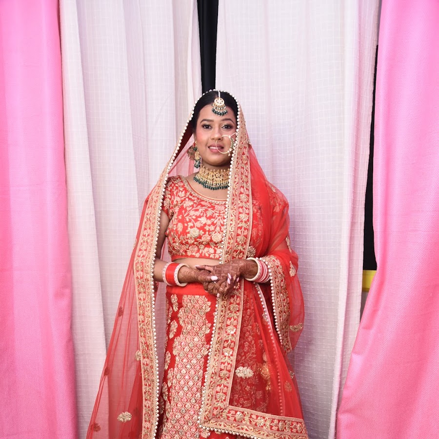 Gurleen Bajaj Best Bridal Makeup Artist in Delhi