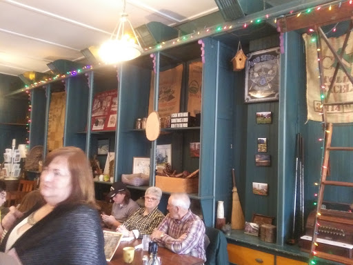 Cafe «Stedman Cafe», reviews and photos, 6335 Magnolia-Stedman Rd, Mayville, NY 14757, USA