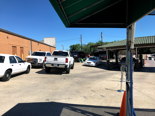 Hacienda Car Wash Inc. en Rockwall
