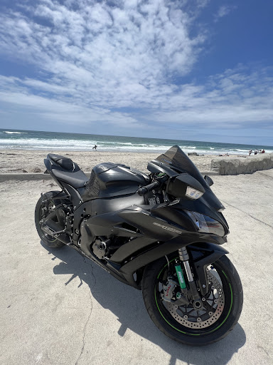 AK Motors image
