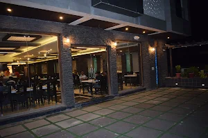 Daawat Cafe and Multicuisine Restaurant image