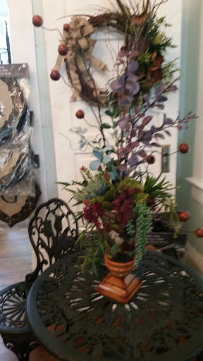Florist «Magnolia Oaks Florist & Gifts», reviews and photos, 330 N Jeff Davis Dr, Fayetteville, GA 30214, USA