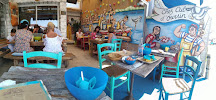 Atmosphère du Bar-restaurant à huîtres Le Mas Bleu à Leucate - n°7