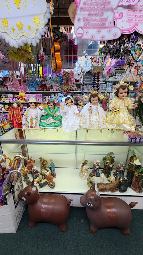 Department Store «Watsonville Discount Mall», reviews and photos, 347 Rodriguez St, Watsonville, CA 95076, USA