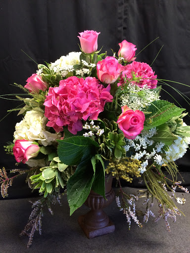 Florist «A Floral Moment By JuJu Buds», reviews and photos, 48 Chelmsford St, Chelmsford, MA 01824, USA