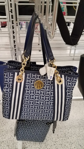 Clothing Store «Ross Dress for Less», reviews and photos, 4919 E 41st St, Tulsa, OK 74135, USA