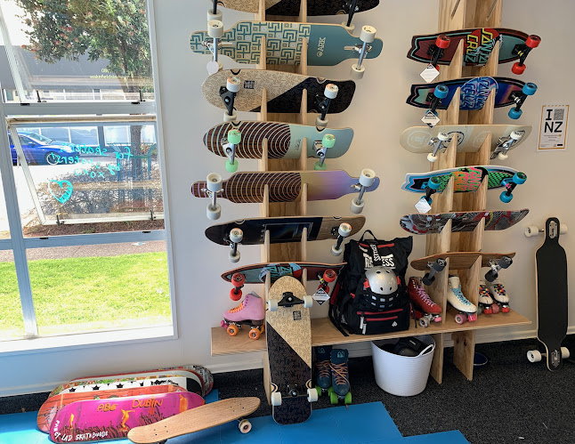 Reviews of Seaside Skates in Paraparaumu - Sporting goods store