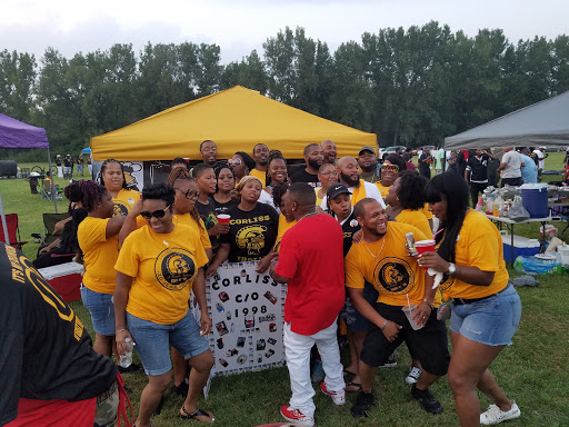 Liquor Store «Moonlight Food & Liquor», reviews and photos, 1203 E 142nd St, Dolton, IL 60419, USA