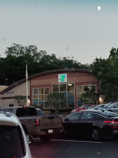 Youth Organization «Geneva Lakes Family YMCA», reviews and photos, 203 S Wells St, Lake Geneva, WI 53147, USA