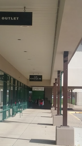 Outlet Mall «The Outlet Shoppes At Fremont», reviews and photos, 6245 N Old 27, Fremont, IN 46737, USA