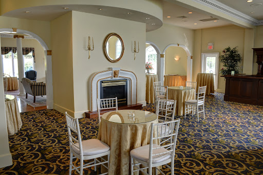 Wedding Venue «Candlewood Inn», reviews and photos, 506 Candlewood Lake Rd, Brookfield, CT 06804, USA