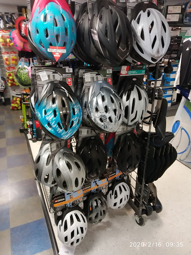 Sporting Goods Store «Big 5 Sporting Goods - Encino», reviews and photos, 17019 Ventura Blvd, Encino, CA 91316, USA