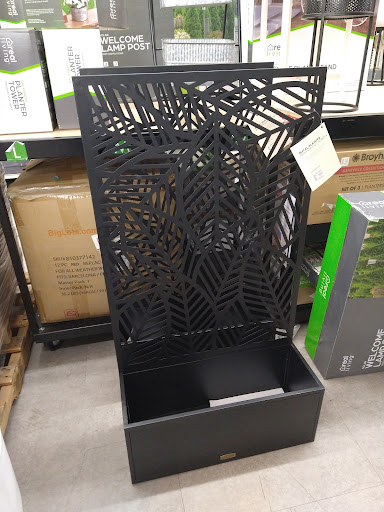 Discount Store «Big Lots», reviews and photos, 52 W Court St, Woodland, CA 95695, USA