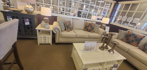 Raymour & Flanigan Furniture and Mattress Store image 4