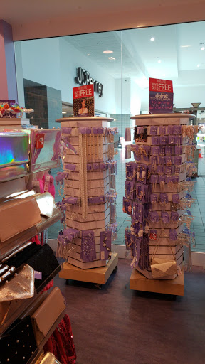 Explore waterfowl tattoo ideas, creative tattoo ideas in Carson, available at Claires