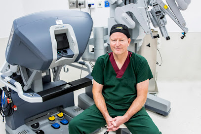 Dr Hannes Brummer - Robotic & Laparoscopic Urological Surgeon
