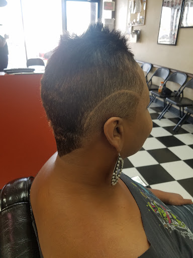 Barber Shop «Gifted Hands Barber Shop», reviews and photos, 5823 S Dale Mabry Hwy, Tampa, FL 33611, USA