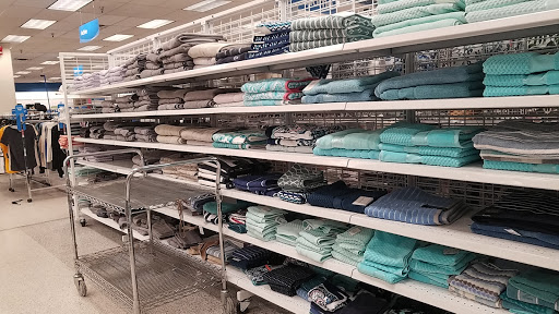 Clothing Store «Ross Dress for Less», reviews and photos, 6198 Little River Turnpike, Alexandria, VA 22312, USA