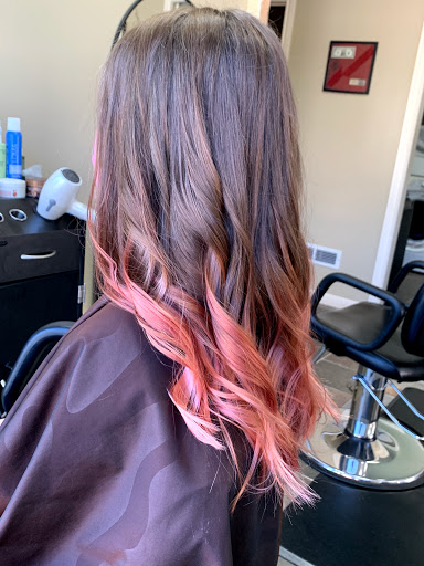 Beauty Salon «Little Red Dress Salon & Boutique», reviews and photos, 21515 WA-410, Bonney Lake, WA 98391, USA