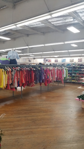 Thrift Store «Team Amvets Thrift Store», reviews and photos, 3315 South St, Long Beach, CA 90805, USA