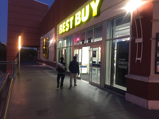 Electronics Store «Best Buy», reviews and photos, 610 Exterior Street, Bronx, NY 10451, USA