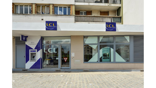 Banque LCL Banque et assurance Romainville