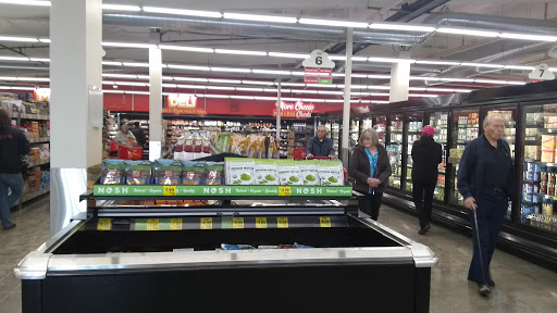 Grocery Store «Grocery Outlet Bargain Market», reviews and photos, 16261 US-101 #17, Brookings, OR 97415, USA