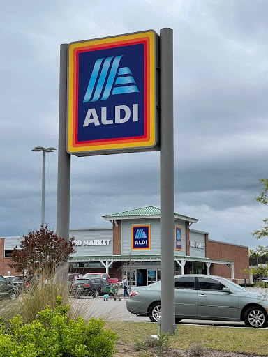 Supermarket «ALDI», reviews and photos, 2625 Beaver Run Blvd, Myrtle Beach, SC 29575, USA