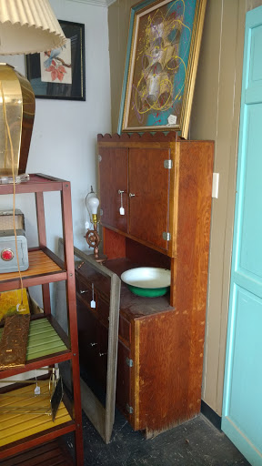 Antique Furniture Store «Keen Furniture Loft LLC», reviews and photos, 1530 S High St, Columbus, OH 43207, USA