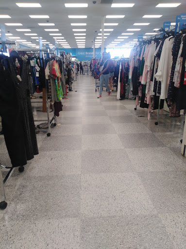 Clothing Store «Ross Dress for Less», reviews and photos, 11840 W 95th St, Overland Park, KS 66214, USA