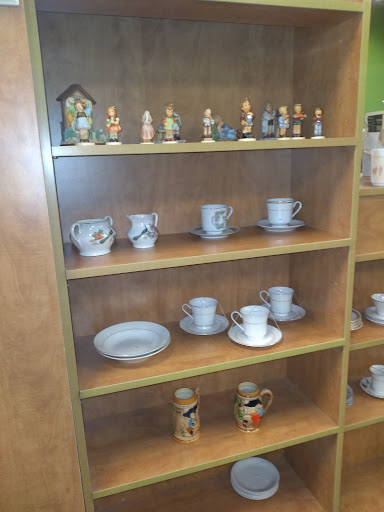 Furniture Store «Habitat Newburgh ReStore», reviews and photos, 38 S Plank Rd, Newburgh, NY 12550, USA