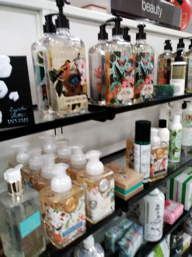 Department Store «T.J. Maxx and HomeGoods», reviews and photos, 649 Broadway, Bangor, ME 04401, USA