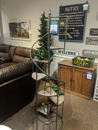 Furniture Store «Fashion Furniture», reviews and photos, 255 W El Paso Ave, Fresno, CA 93711, USA