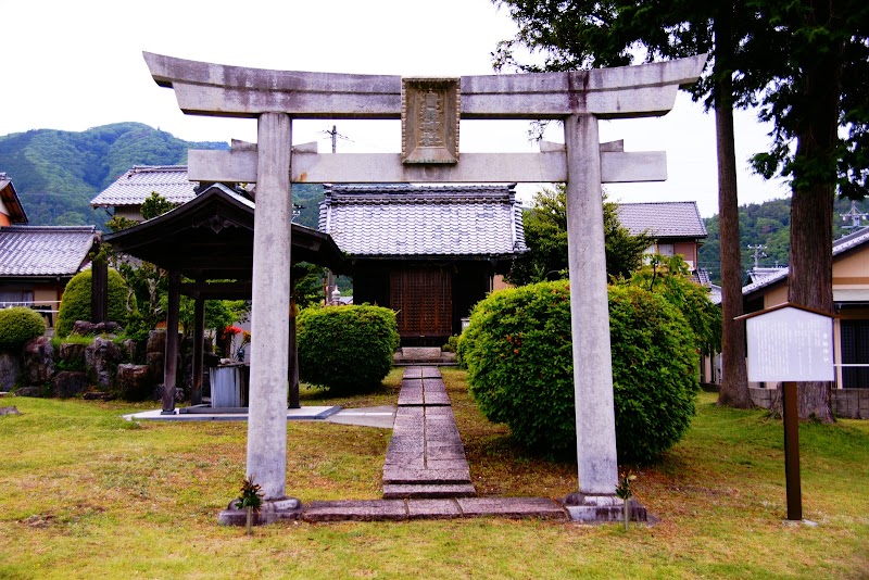 貴船神社