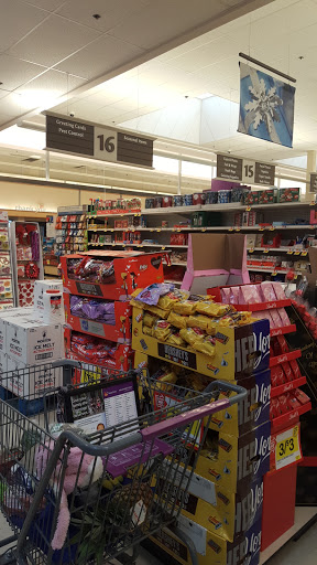 Grocery Store «Stop & Shop», reviews and photos, 1739 Ellington Rd, South Windsor, CT 06074, USA