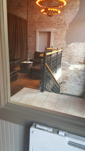 Beauty Salon «Victor Victoria Salon & Spa», reviews and photos, 1105 Howard St #202, Omaha, NE 68102, USA