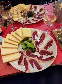 Charcuterie du Restaurant français Saveurs de Savoie à Paris - n°7
