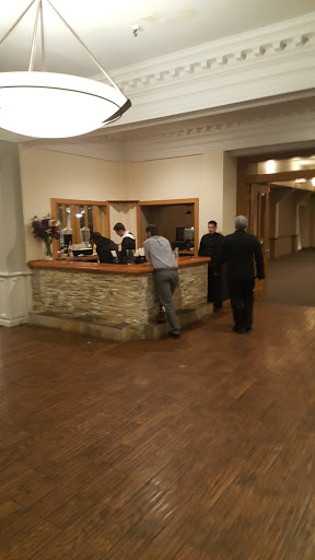 Golf Course «Hillcrest Country Club», reviews and photos, 8200 Hillcrest Rd, Kansas City, MO 64132, USA