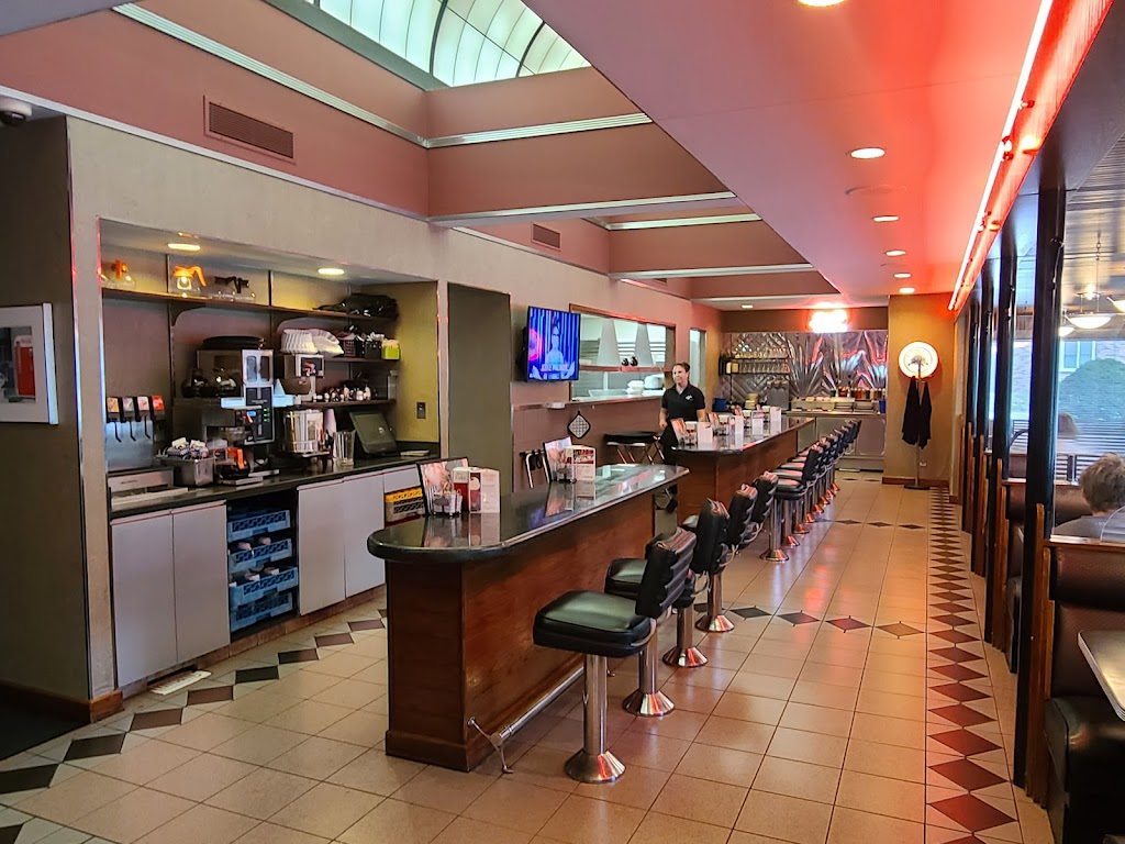 Drake Diner Des Moines, IA 50311 Menu, Reviews, Hours & Contact