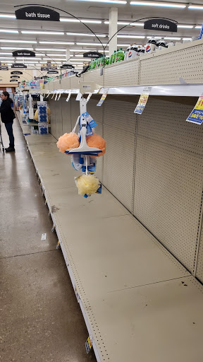 Shopping Mall «Southwest Square Shopping Center», reviews and photos, 2161 Eakin Rd, Columbus, OH 43223, USA