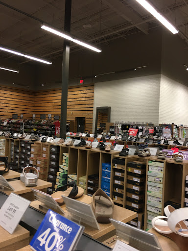 Shoe Store «DSW Designer Shoe Warehouse», reviews and photos, 7616 Farm to Market 1960 Rd W, Houston, TX 77069, USA