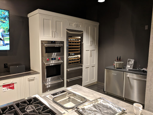 Appliance Store «Aitoro Appliance & Electronics», reviews and photos, 401 Westport Ave, Norwalk, CT 06851, USA